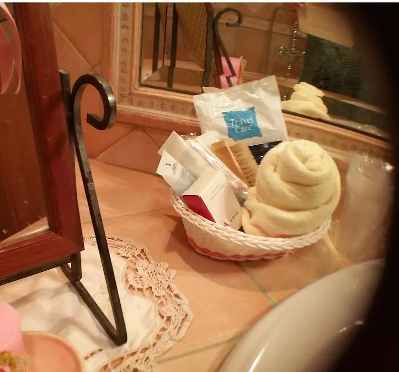 Bella Roma Domus Bed & Breakfast  Rome