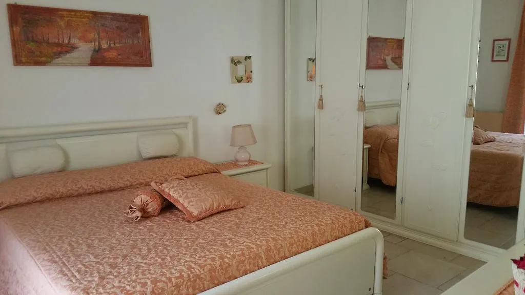 Bella Roma Domus Bed & Breakfast