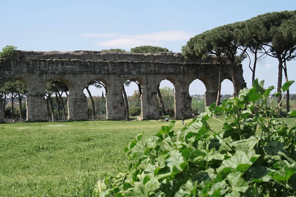 Bella Roma Domus Bed & Breakfast  Rome